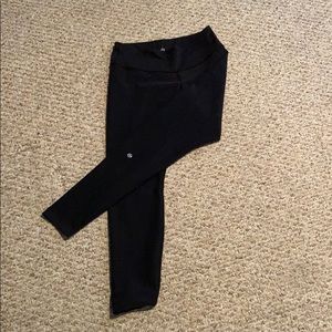 Size 8 reversible lululemon wonder under